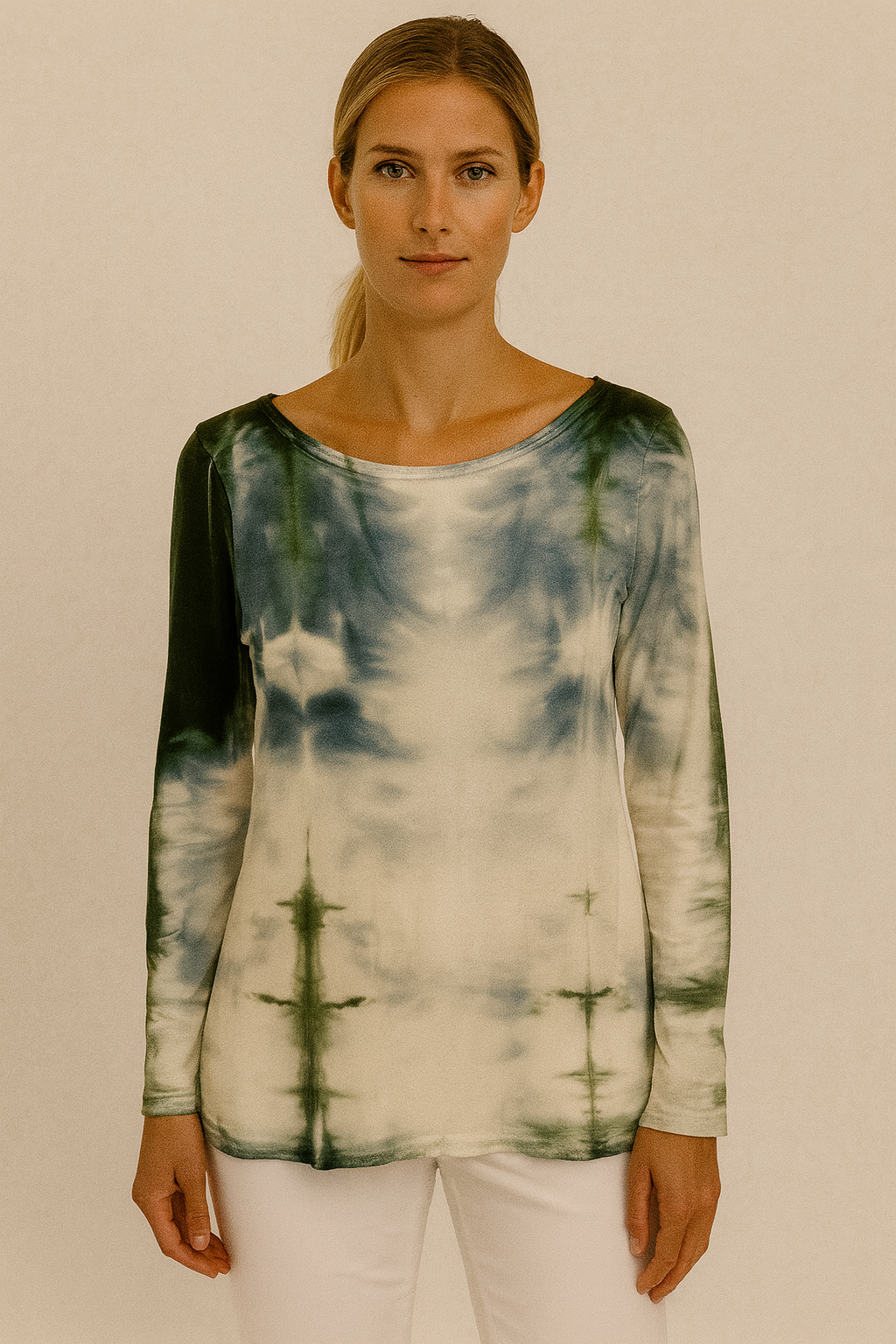 Jessie Top in Green Roll at Sea