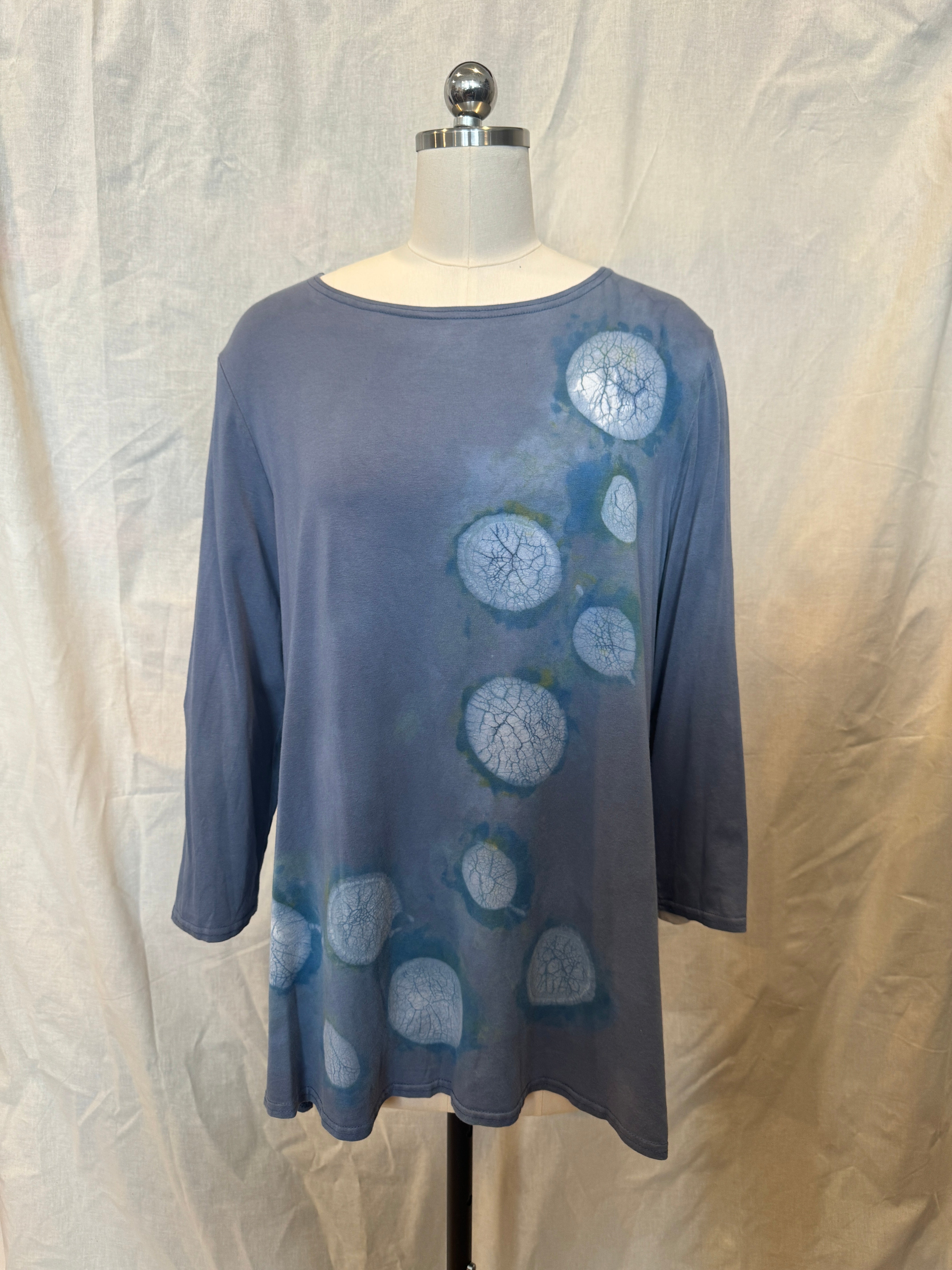 AUDREY TUNIC in MIST FLOATING BUBBLES