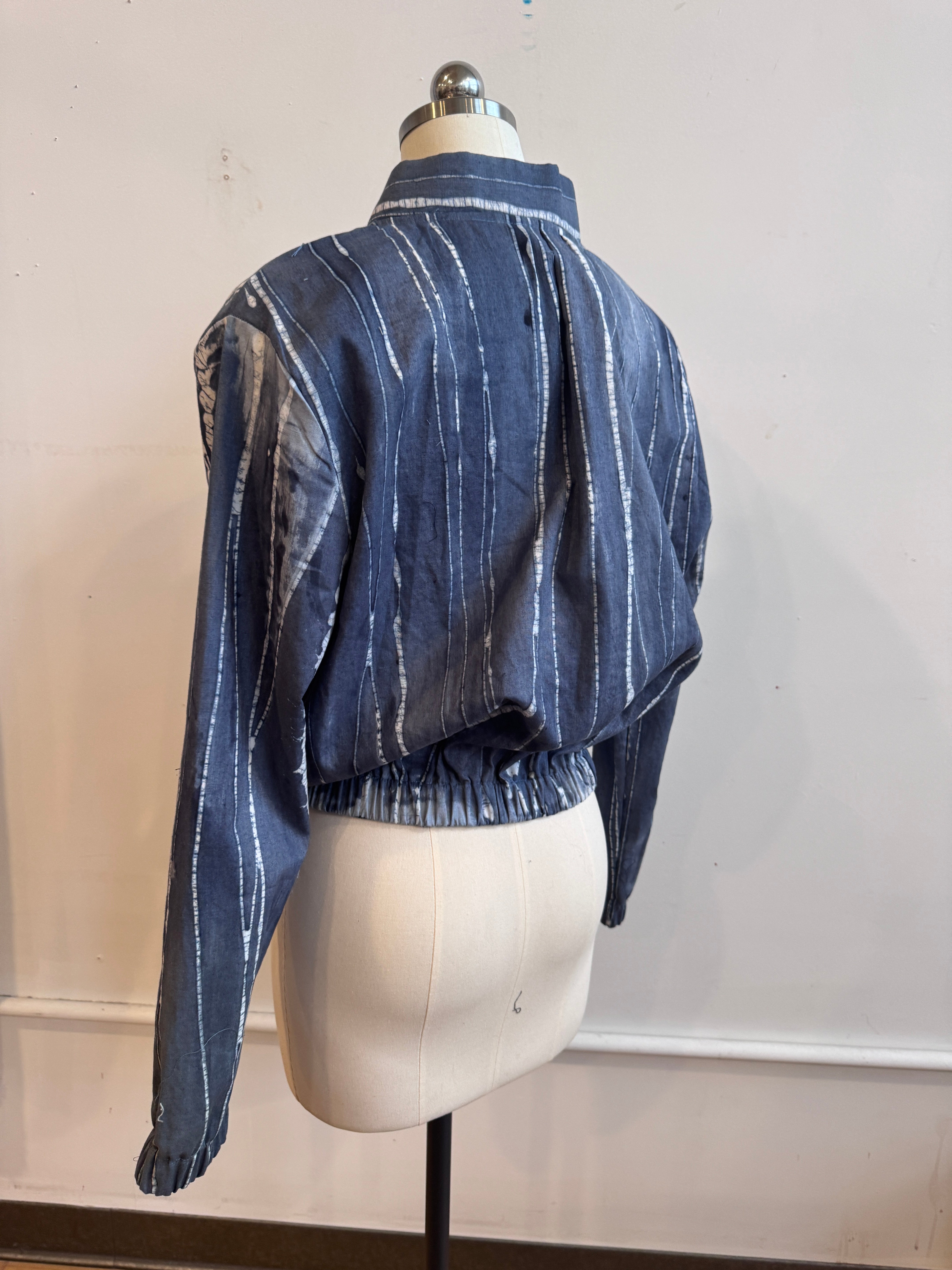 Bomber Jacket in Whispering Reeds Demin