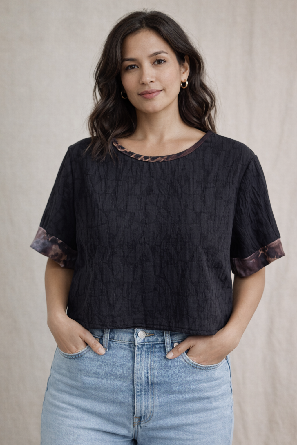 Cindy Top in Pebble Path Black