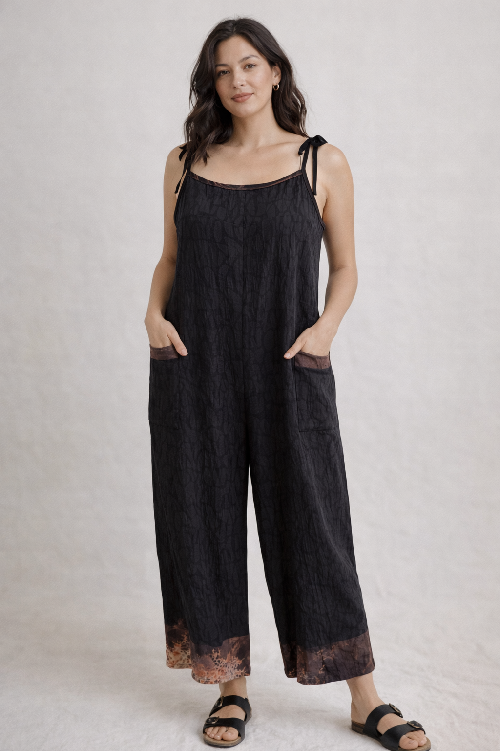 Cindy Jumper  in Pebble Path Black