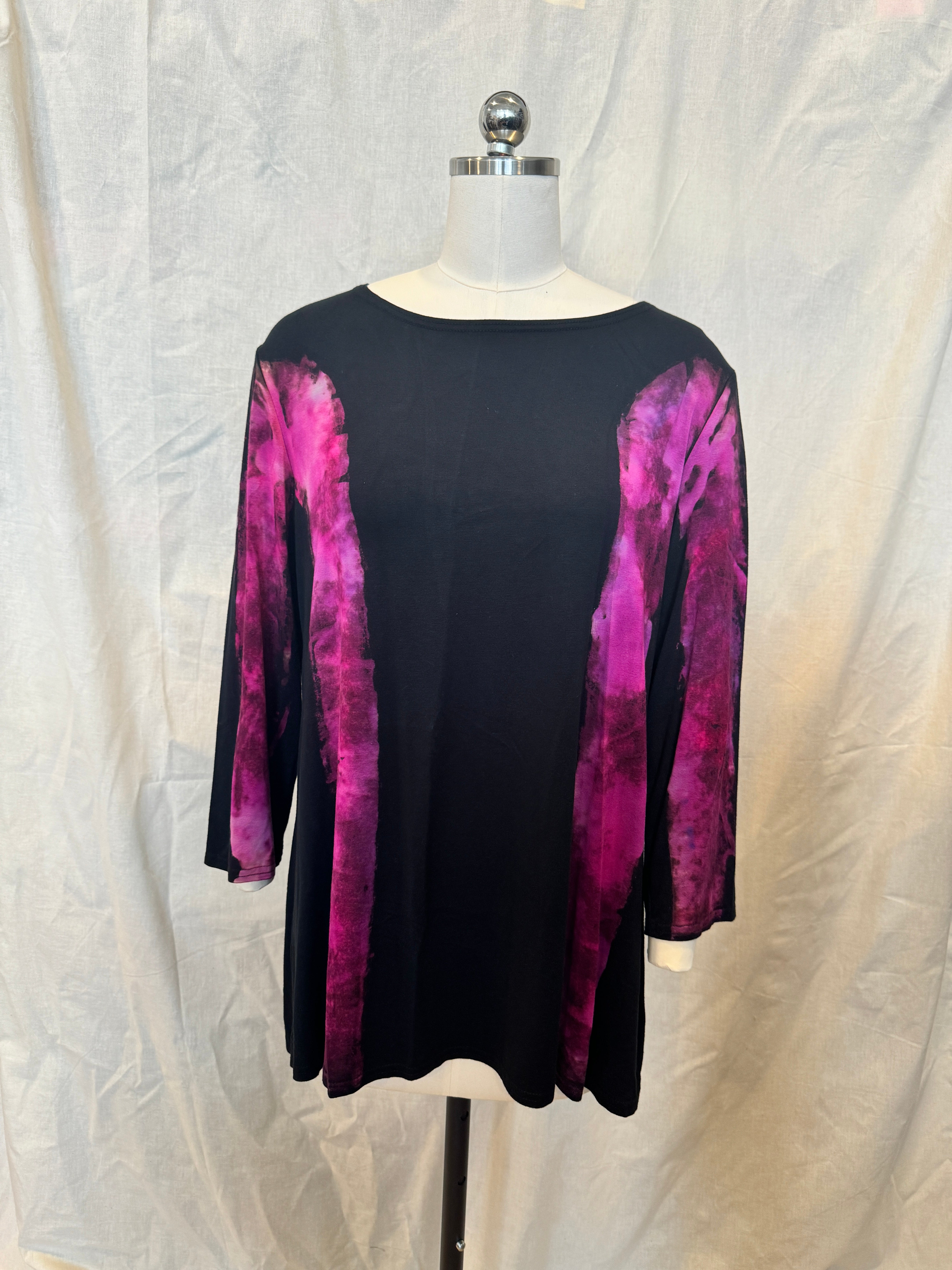 AUDREY TUNIC in Fuchsia Side Arcs