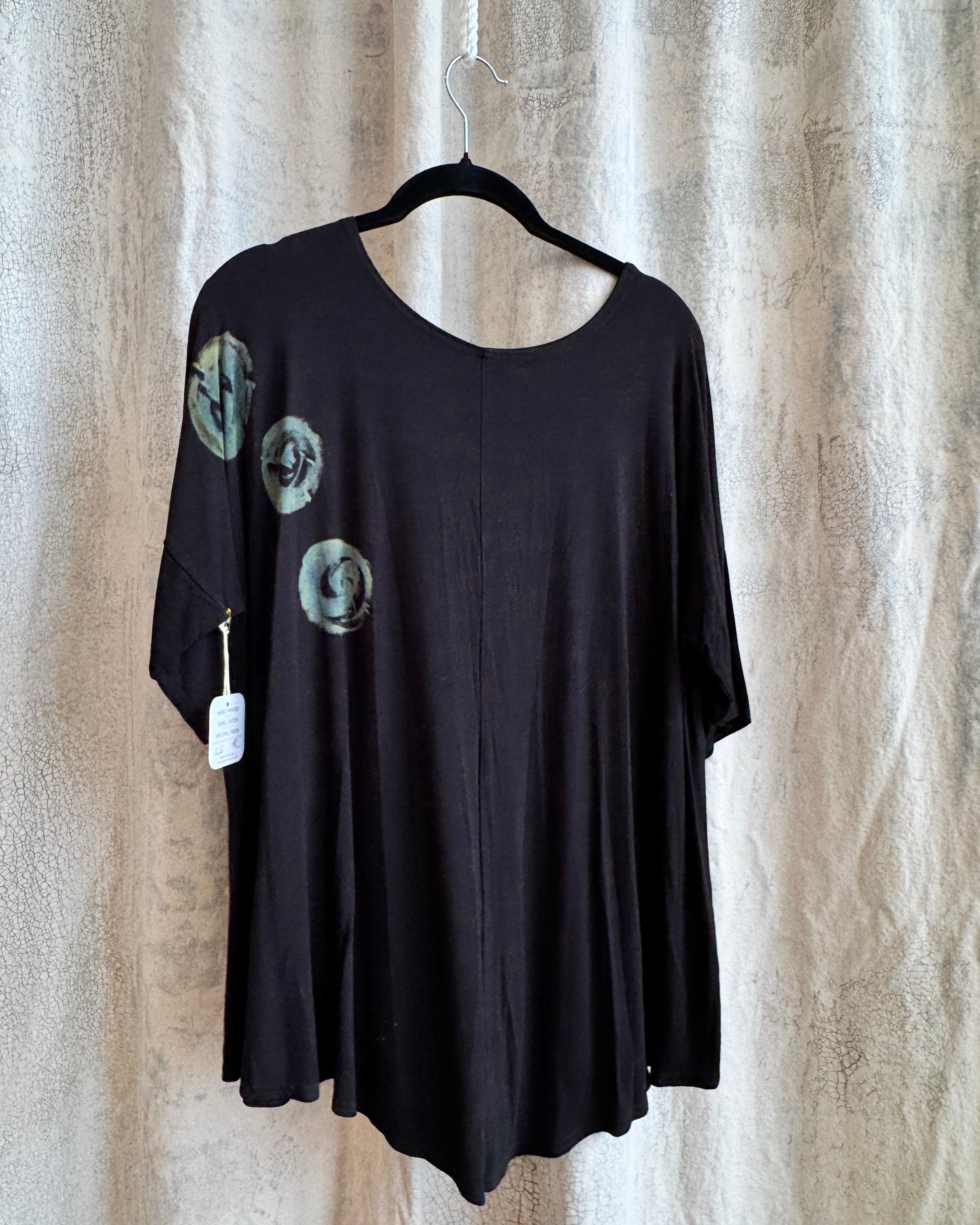 LUNA LONG SLEEVE TUNIC in FLOATING DOTS