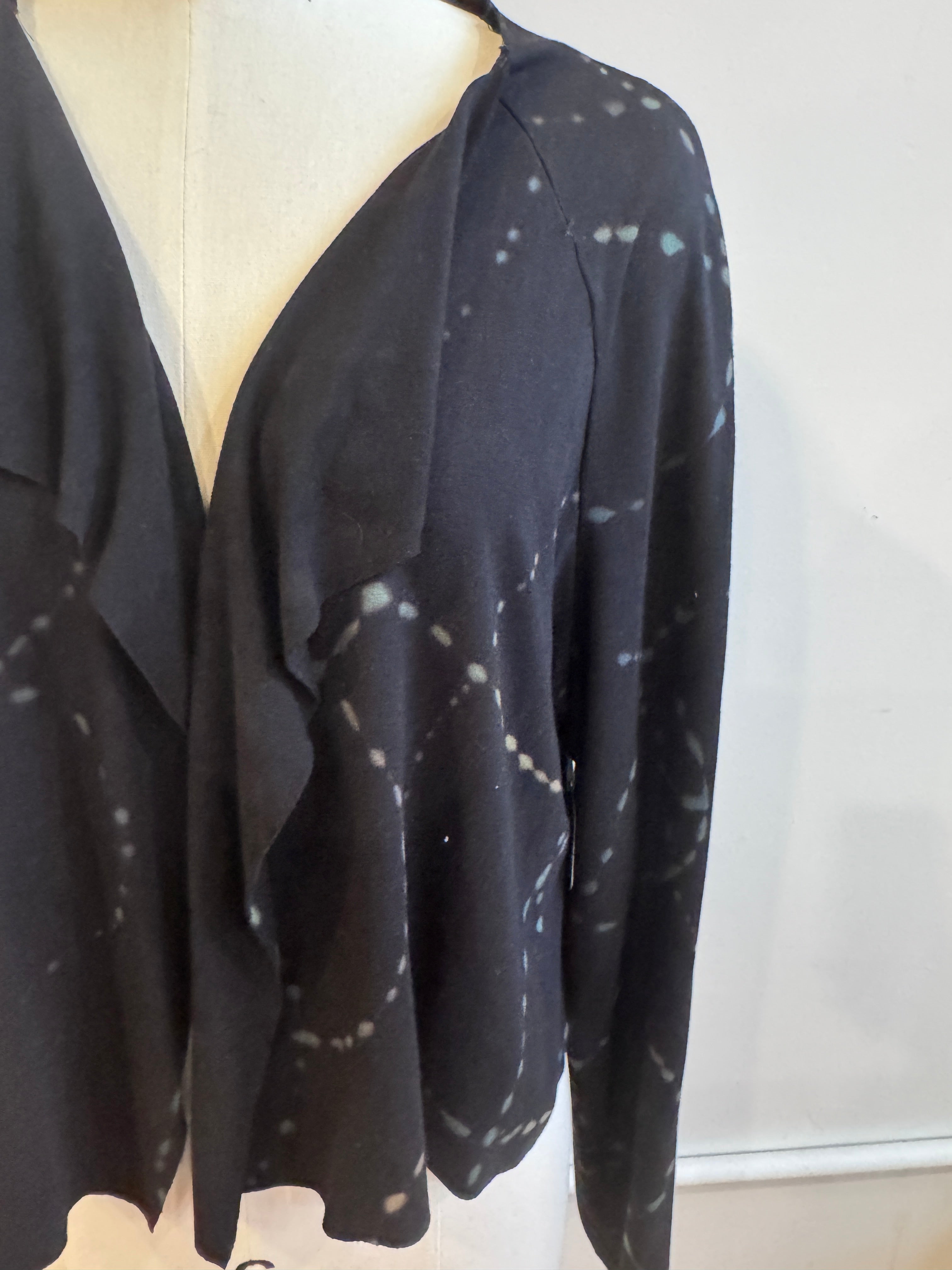 Valeria Jacket in Lightweight Jersey Green Dots